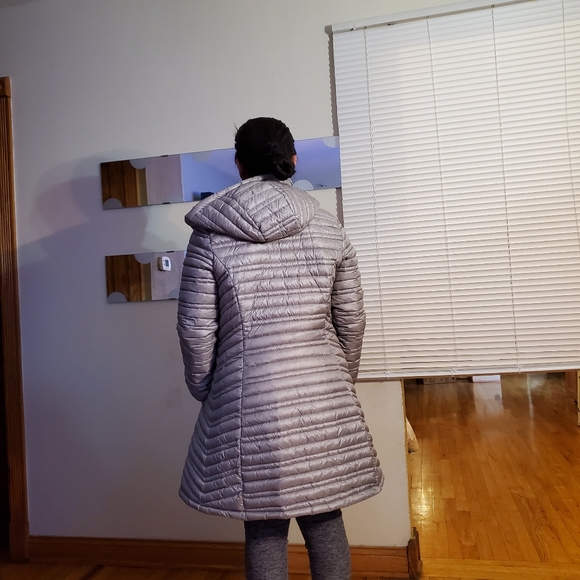 Patagonia winter Puffer Jacket W'S Large - Picture 4 of 11